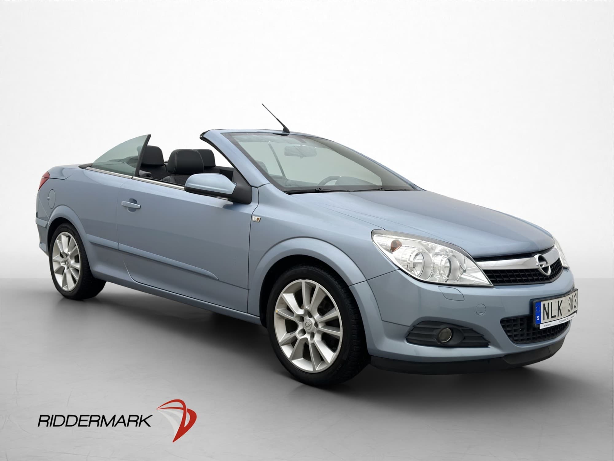 Opel Astra TwinTop Cabriolet 1.8 140hk Halvskinn Hardtop