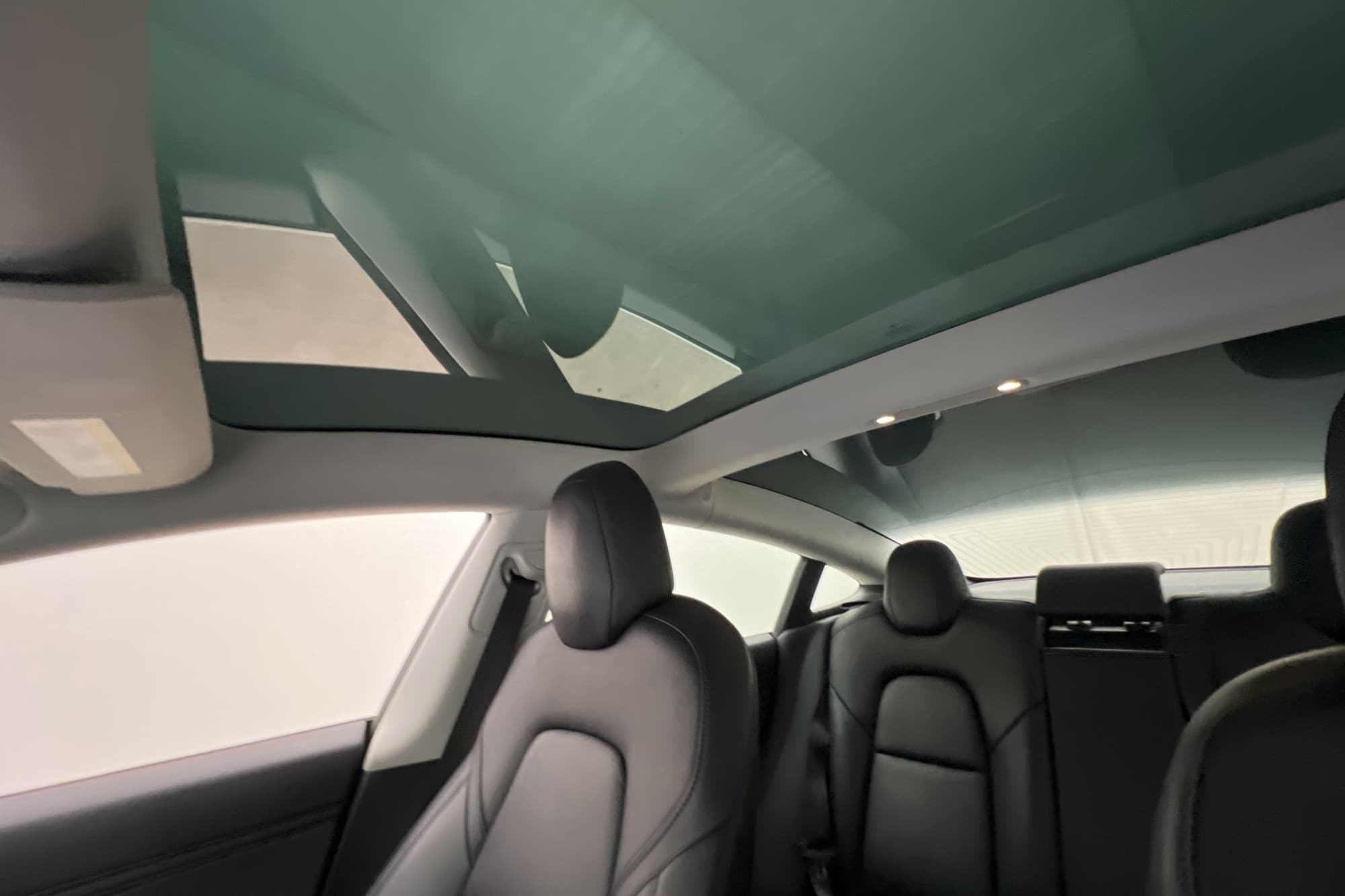 Tesla Model 3 Standard Range Plus Autopilot Svensksåld