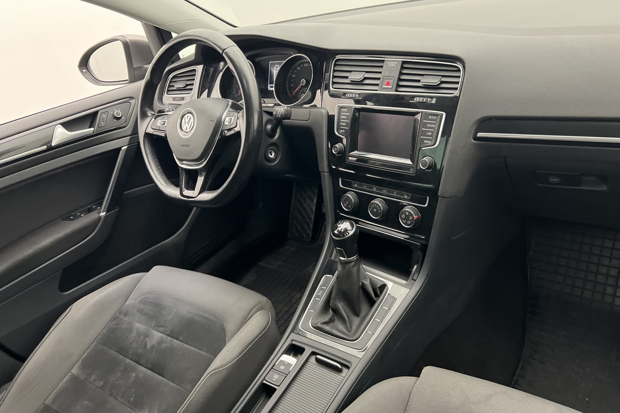 Volkswagen Golf Sportscombi 1.4 TSI 140hk GT Kamera Dragkrok