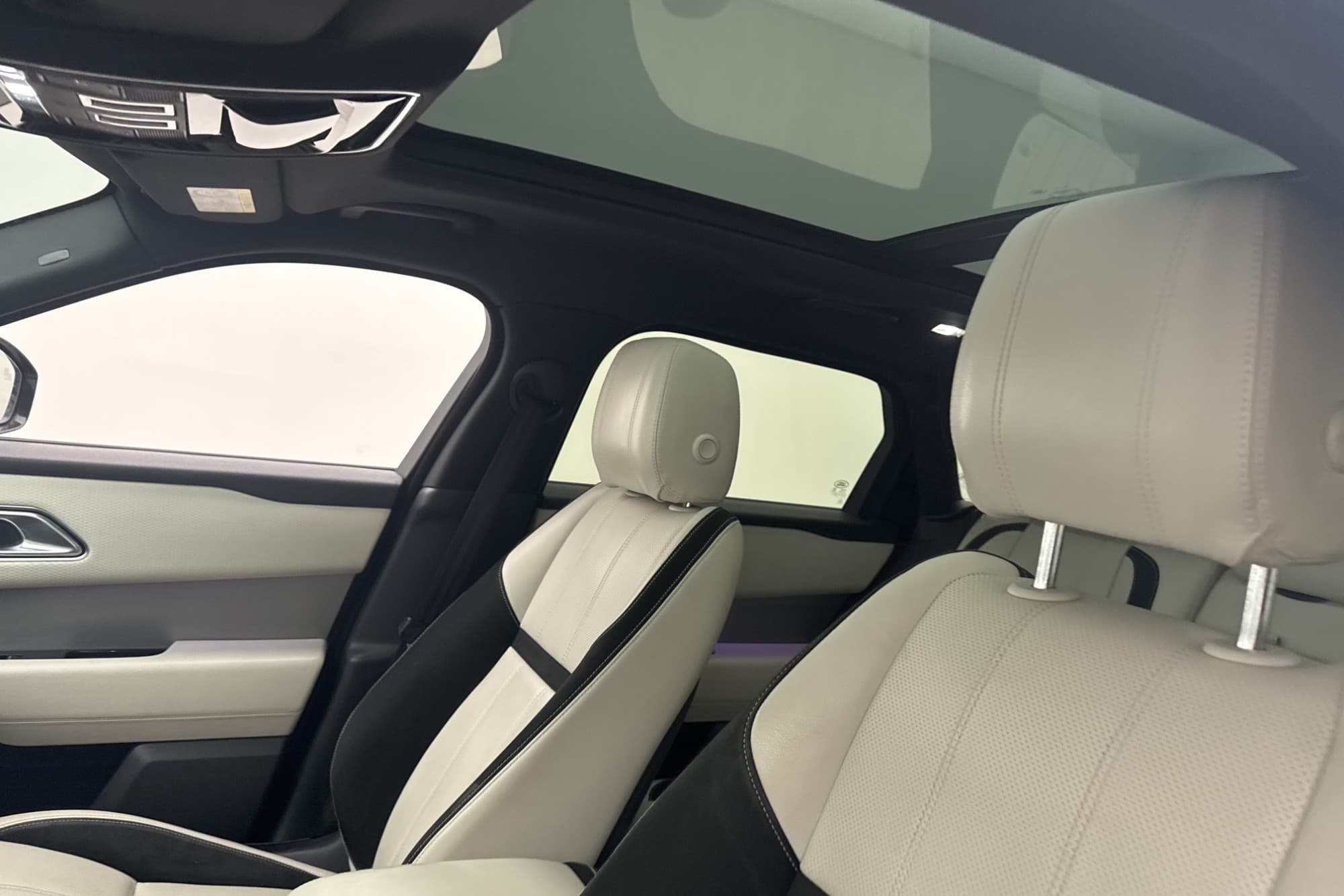Land Rover Range Rover Velar D300 R-Dynamic Pano Meridian