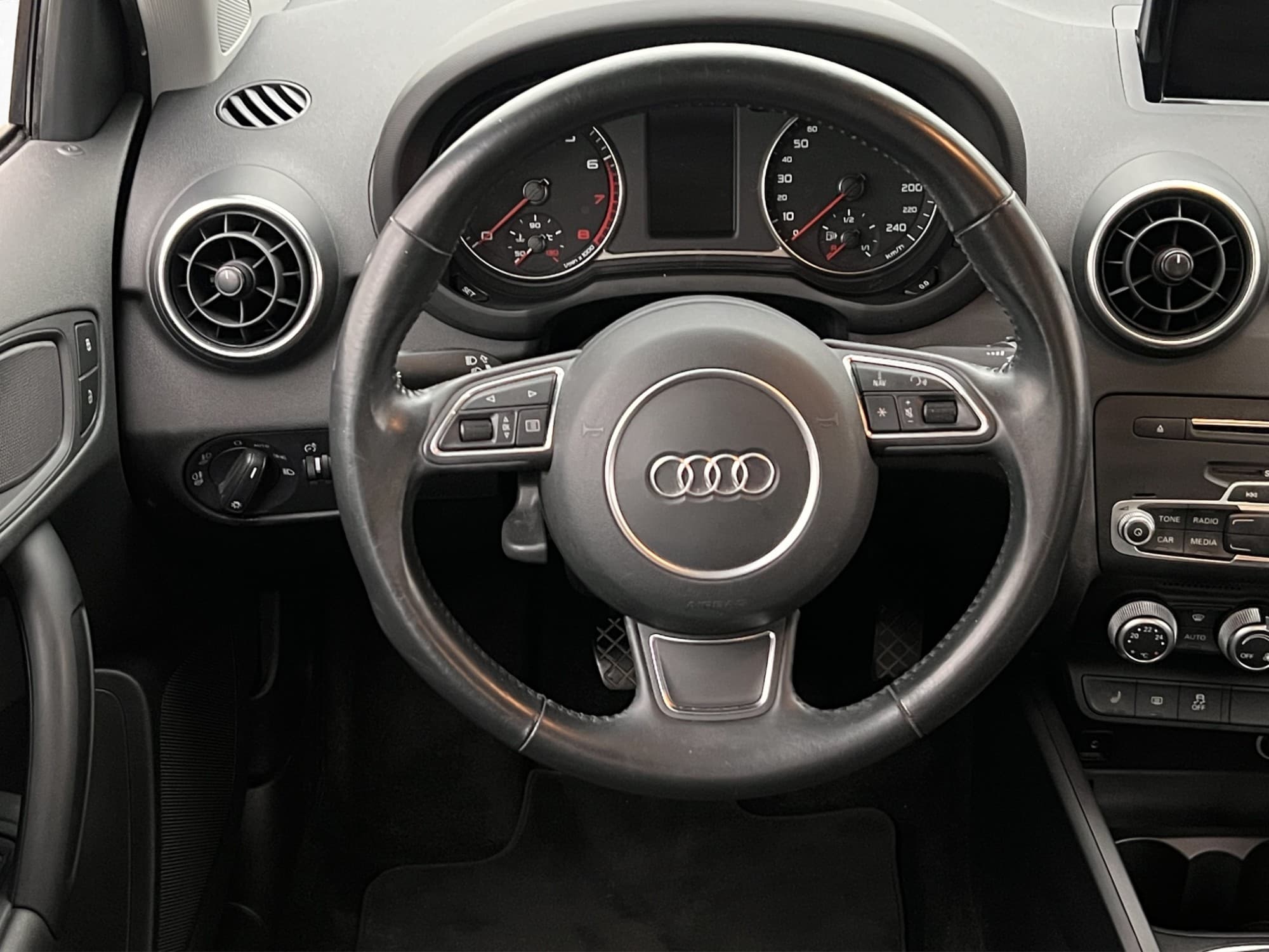 Audi A1 Sportback 1.0 TFSI 95hk S-Line Bluetooth 0,43l/mil