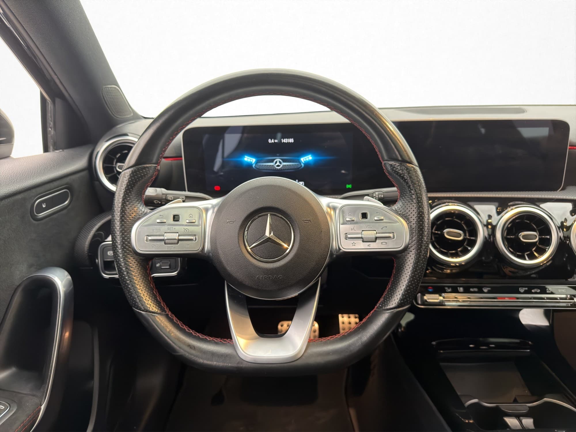 Mercedes-Benz A 200 163hk AMG Panorama Wide Kamera Navi