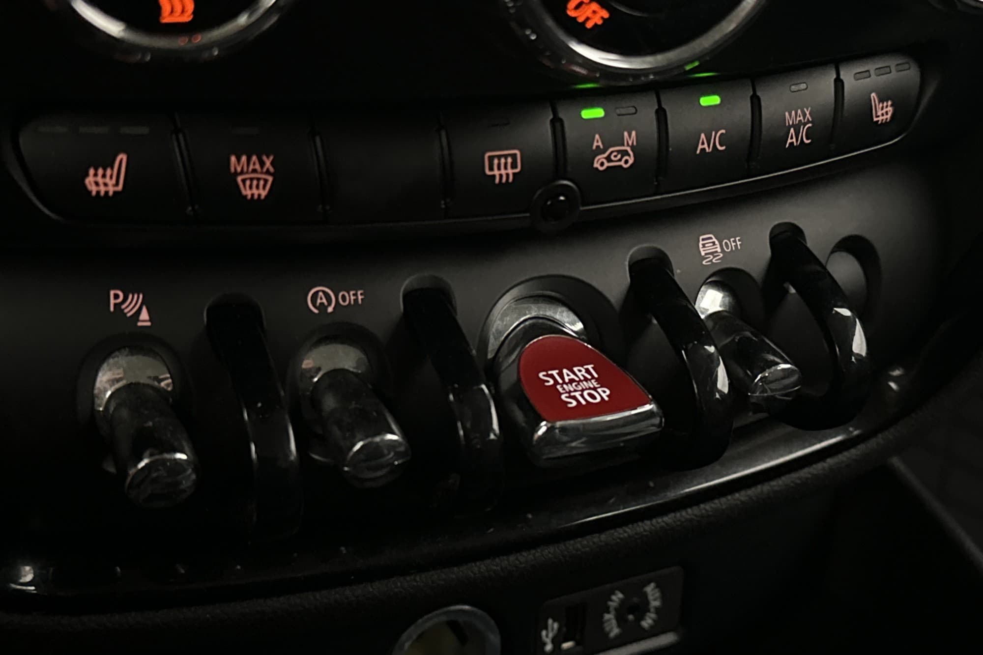 MINI Clubman 136hk Connected Sensorer Farthållare Keyless