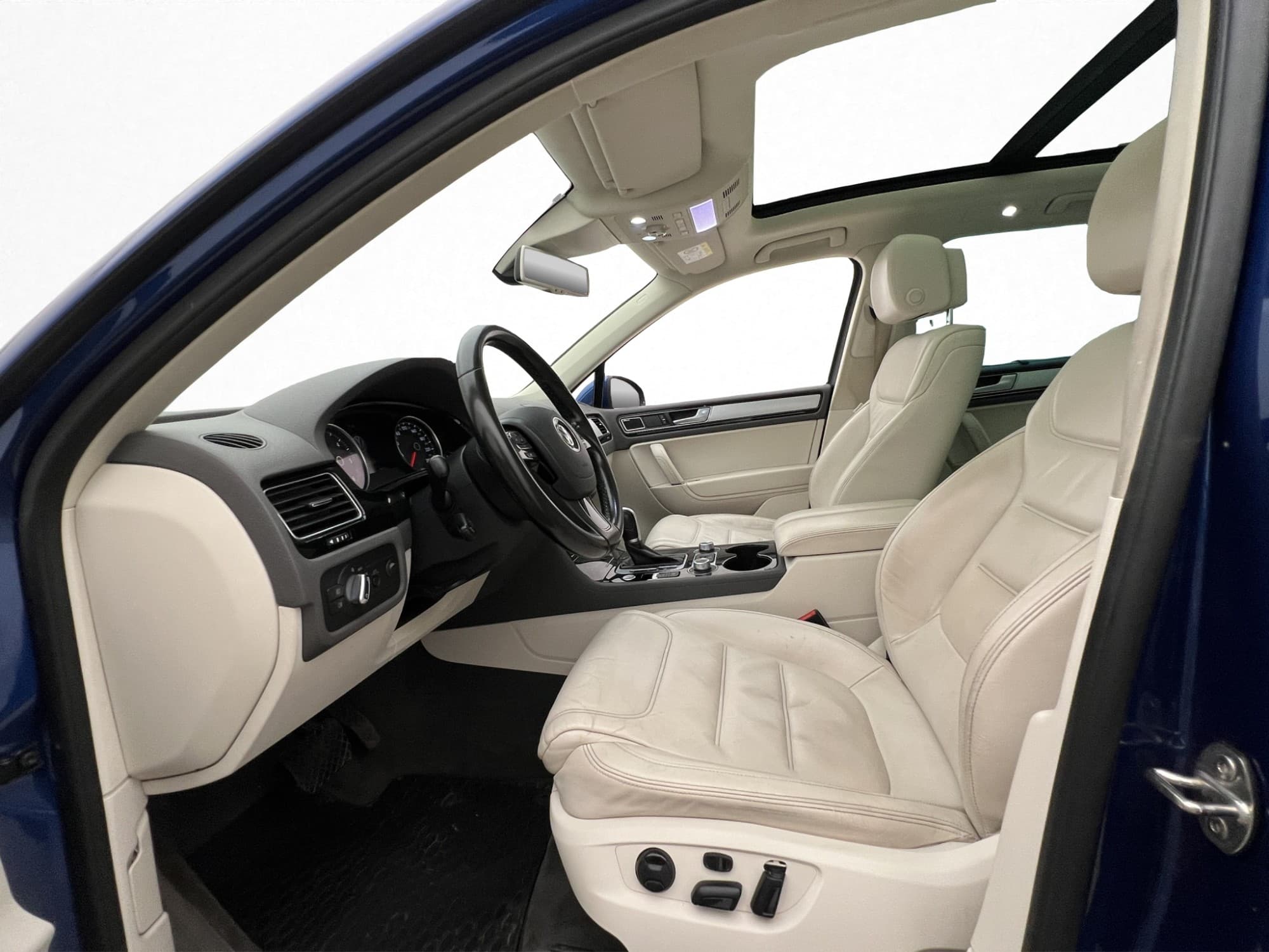 Volkswagen Touareg 3.0 V6 TDI R-line Pano Dynaudio Luft Drag