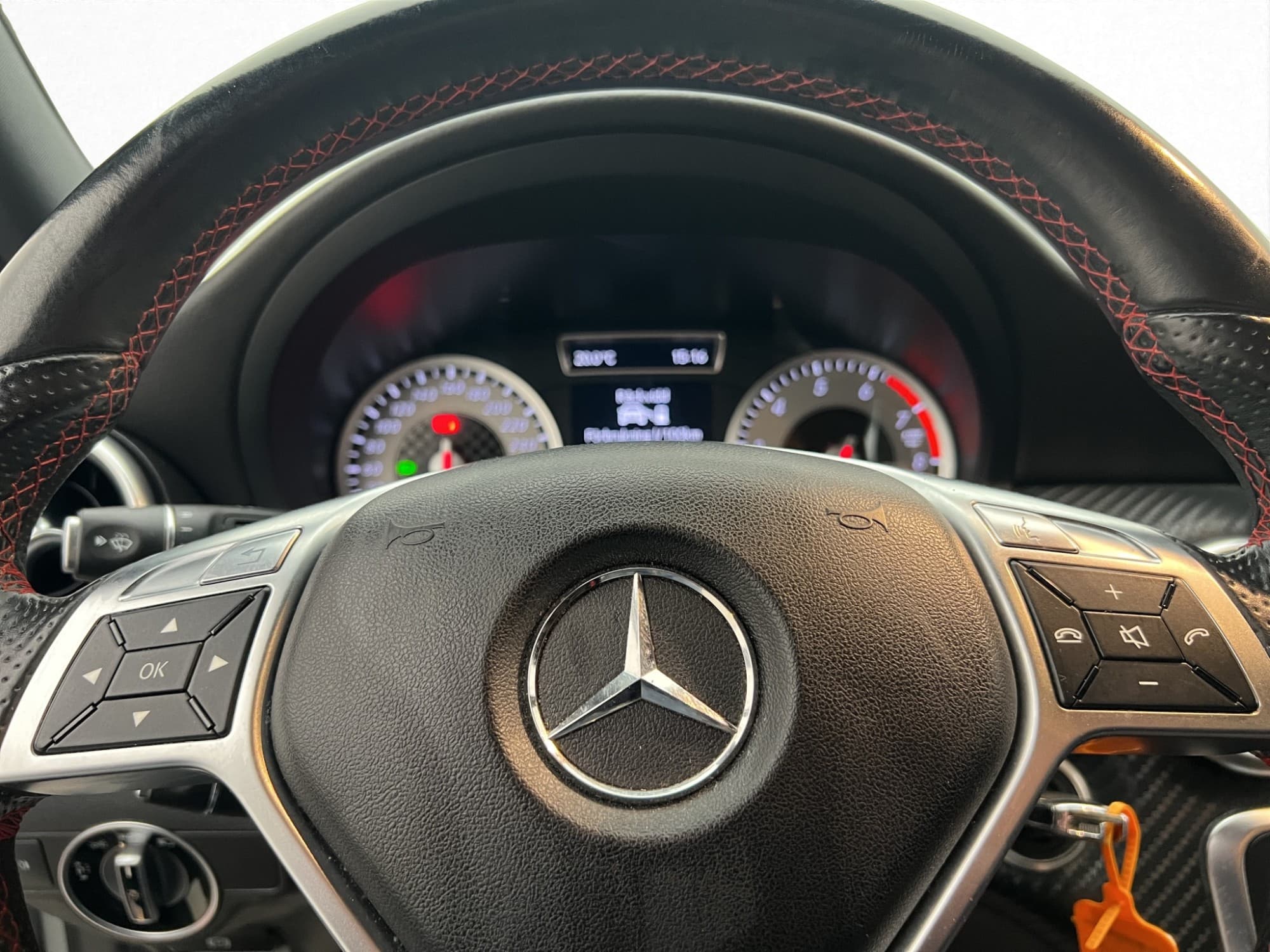 Mercedes-Benz A200 156hk AMG Line Kamera Skinn/Alcantara