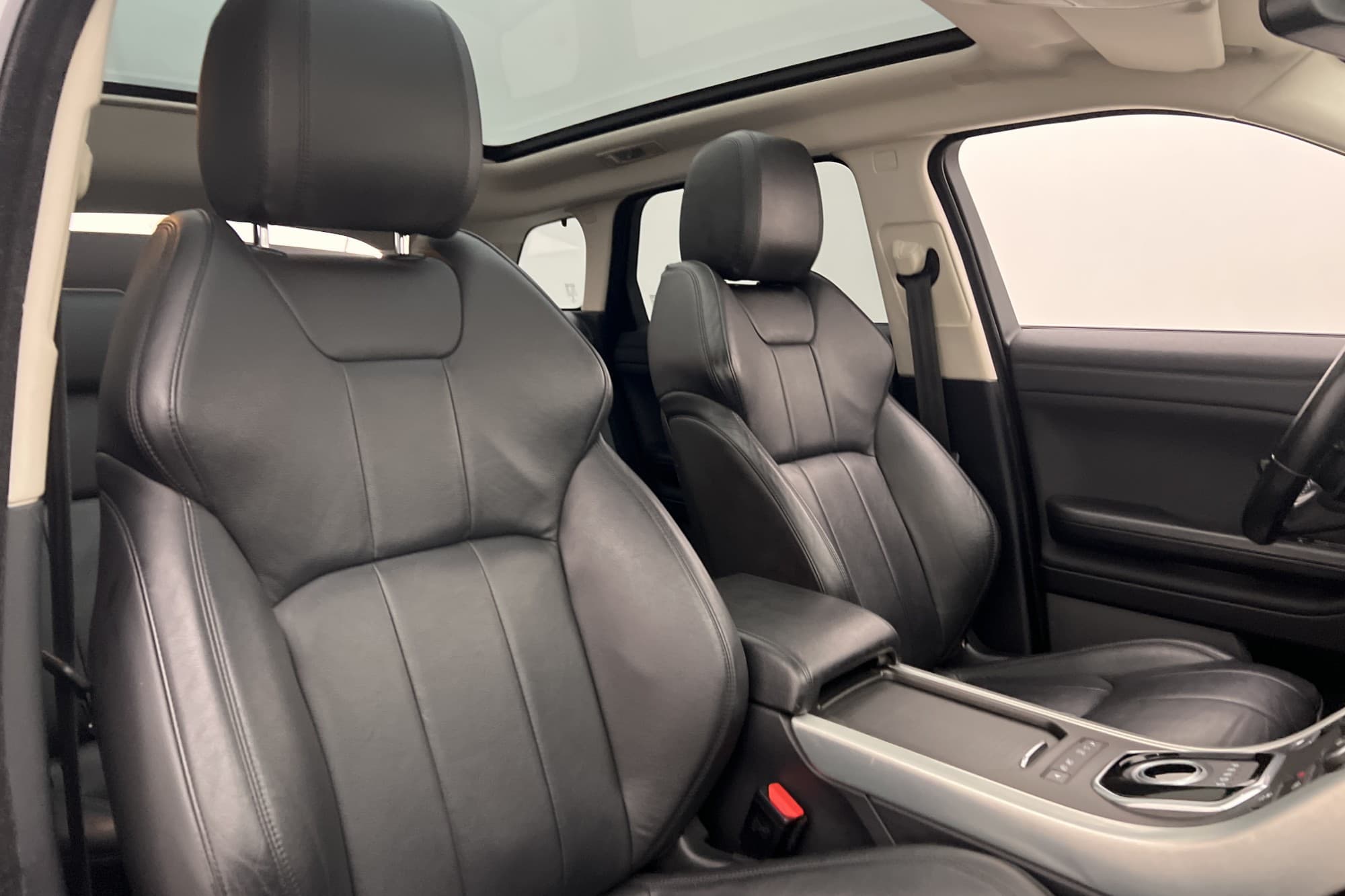 Land Rover Range Rover Evoque AWD 150hk SE Panorama Kamera