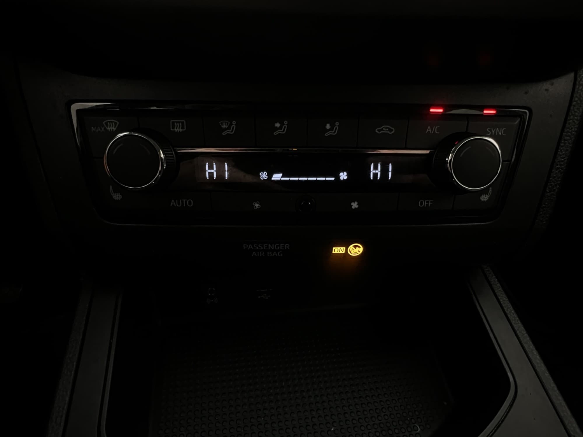 Seat Ibiza MPI 80hk Style Sensorer Farthållare Bluetooth