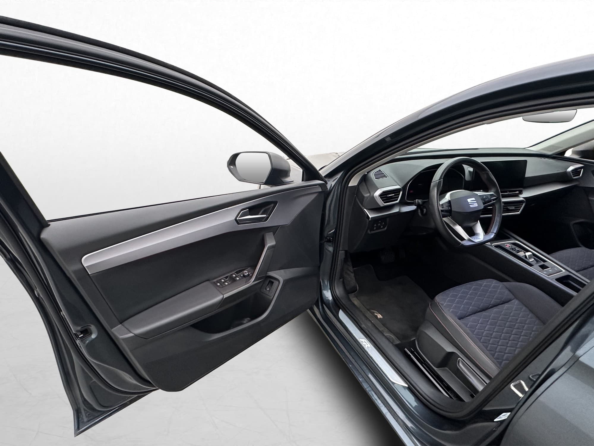 SEAT Leon e-Hybrid 204hk FR Cockpit B-Kamera Nyservad