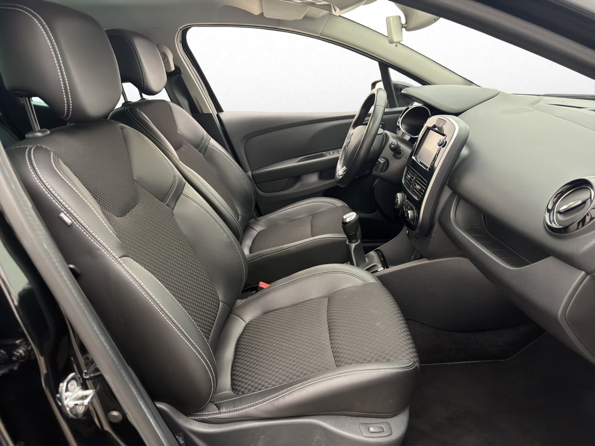 Renault Clio 0.9 TCe 90hk Intens BASS-Reflex Kamera Navi