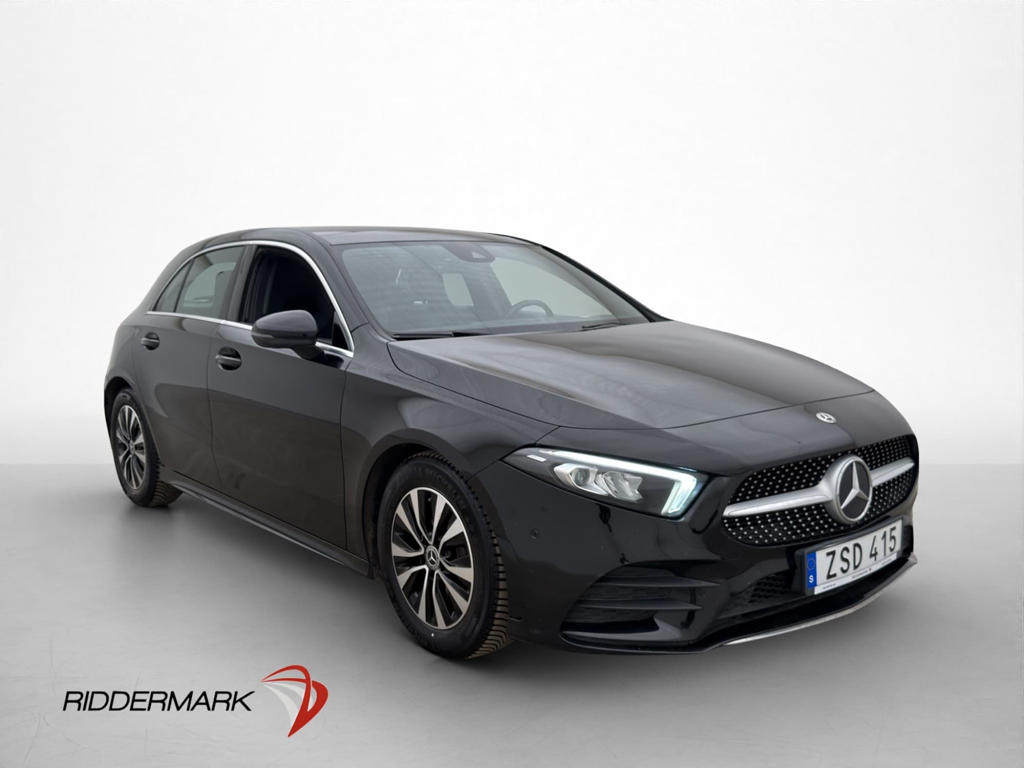 Mercedes-Benz A 200 163hk AMG Panorama Wide Kamera Navi