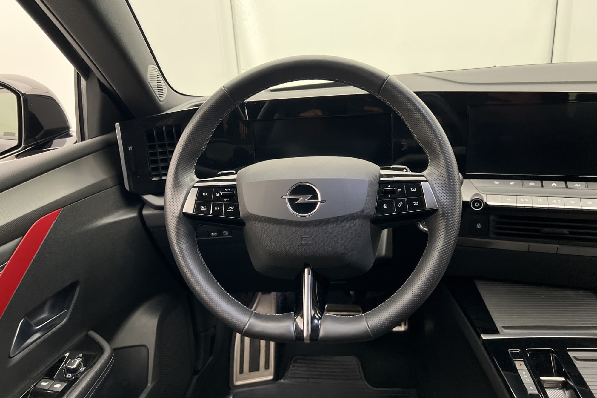 Opel Astra Plug-in 180hk GS-Line HUD 360° CarPlay Dragkrok